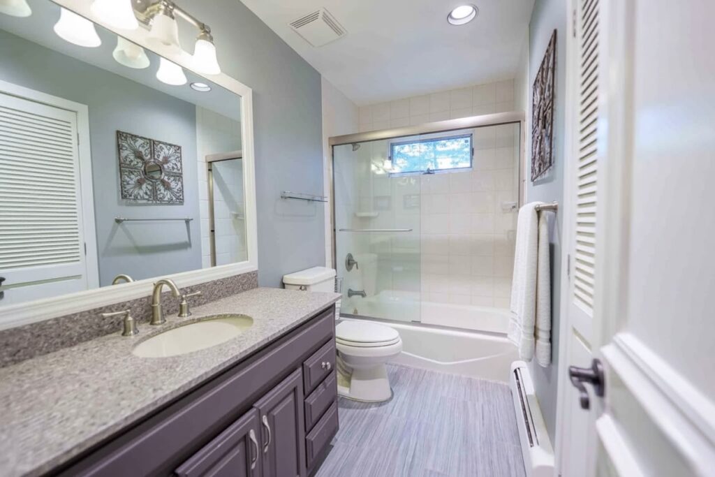 Main Bath-min Main Bath-min